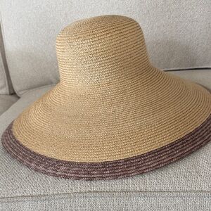 Classic Wide-Brim Straw Sun Hat in Natural with Brown Trim